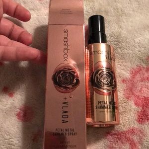 Smash box petal shimmer spray
